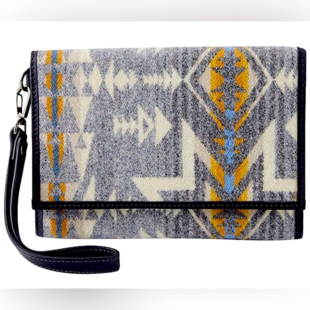 NWT Pendleton Tri-Fold Wristlet Clutch Purse